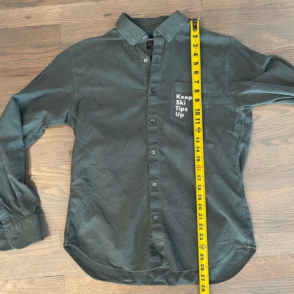 Keep Ski Tips Up Green Pocket Graphic Button Up - Picture 4 of 5